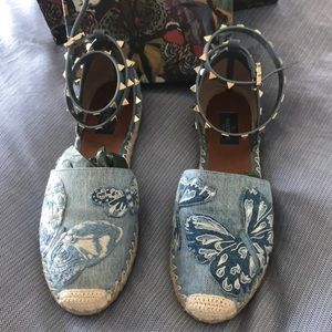 😄😄SOLD😄😄Valentino espadrilles Sz 40/10B